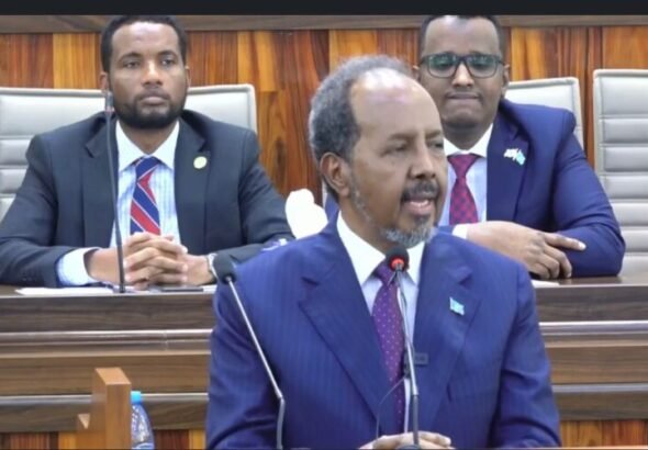 Xasan-sheekh-maxamud